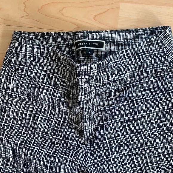 Melanie Lyne stretchy dress capri pants - Picture 2 of 3